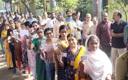 महिला मतदाताओं में मतदान के प्रति दिखा विशेष रुझान