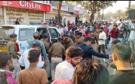 एक महिला ने अपने प्रेमी की मदद से पति की चाकू मारकर हत्या कर दी और बाद में हत्या को दुर्घटना बताने के लिए मृतक के शव को वाहन से कुचलवा दिया।