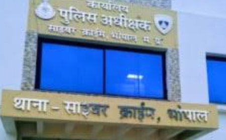 मुख्यमंत्री कार्यालय के नाम से ट्रांसफर करने औऱ रूकवाने का झांसा देकर रूपये रुपए लेने वाले को किया गिरफ्तार