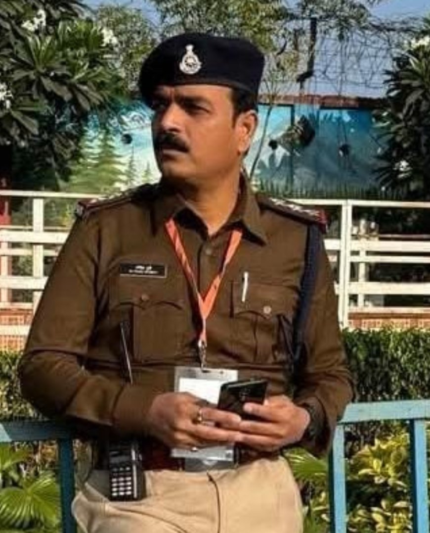 निशांतपुरा थाना प्रभारी रूपेश दुबे ने अपने घर में जहर खाकर आत्महत्या करने की कोशिश की*